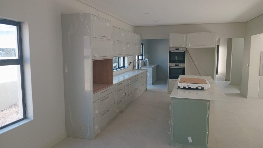 4 Bedroom Property for Sale in Sandown Western Cape